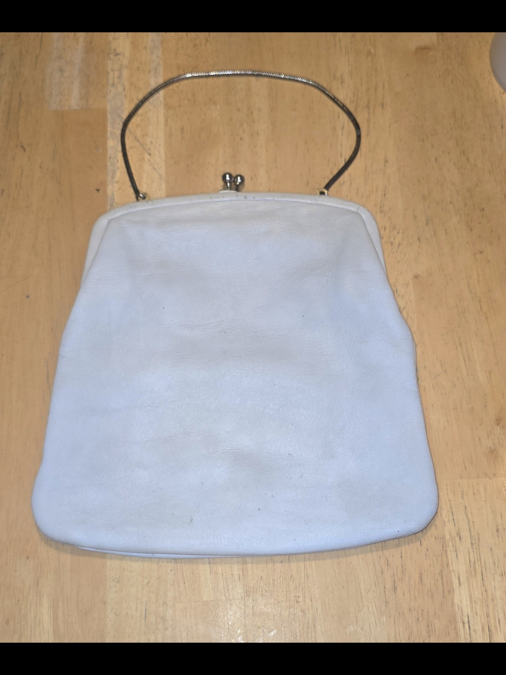 Vintage 1950s/60s White Leather Evening Clutch with Silver tone Clasp